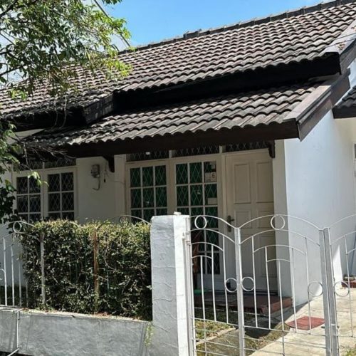 Disewakan Rumah Strategis Siap Huni di Arcamanik Bandung